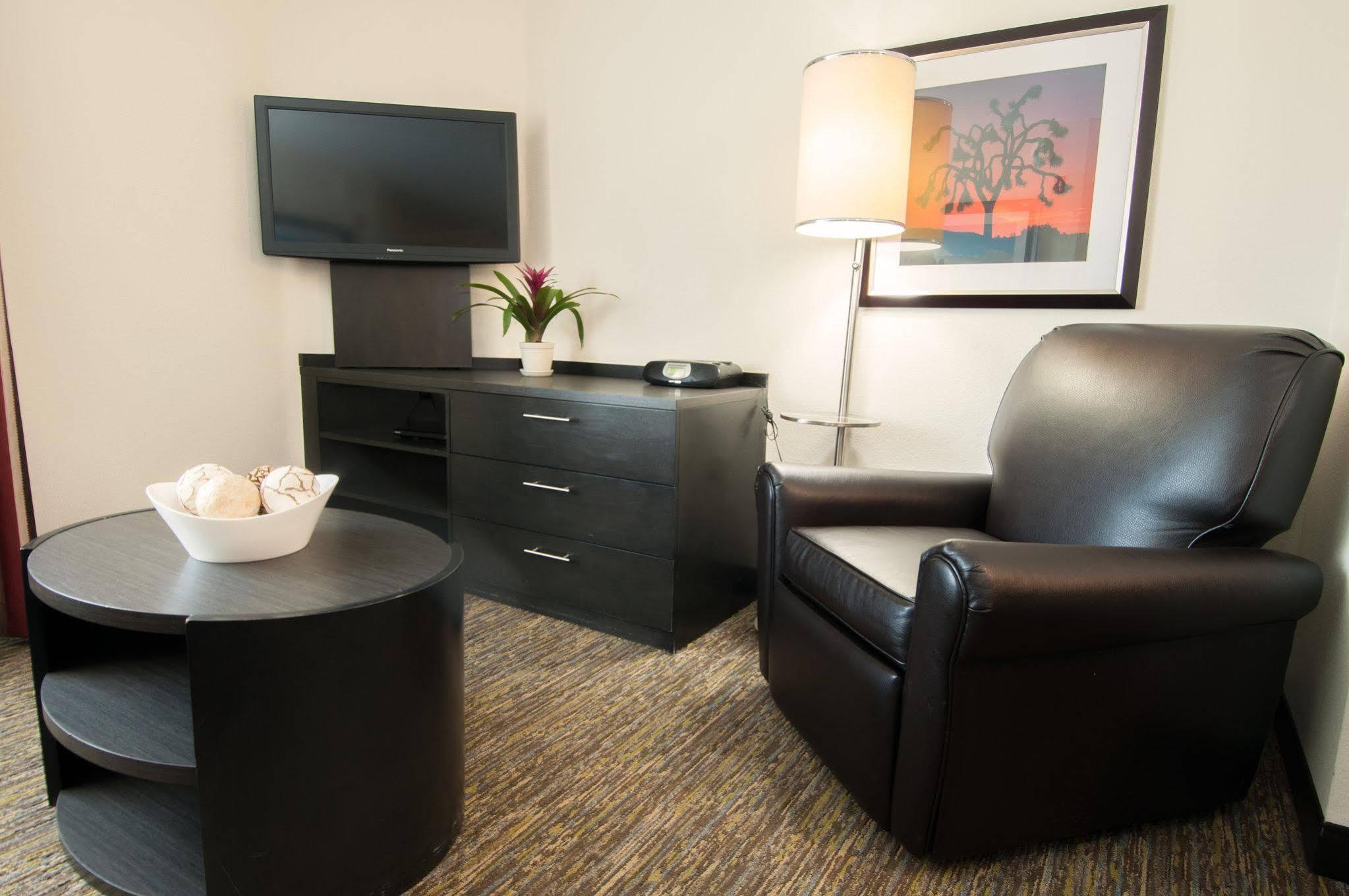 Sonesta Simply Suites Anaheim Garden Grove Exterior photo